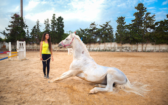 Reittouren durch huegeliges Gelaende